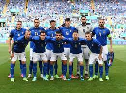 Napoli'de eljif elmas, müsabakaya ilk 11'de başlıyor. Kujt C7uepmgpm