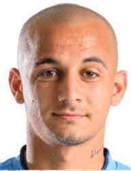 ماتش الزمالك اليوم ، وبدأ الأهلي في الأستعدادات لمواجهة الزمالك قبل يومين و تدرب بشكل جيد ، كما ان المدرب السويسري رنييه فايلر المدير الفني للنادي الأهلي، أعلن جاهزيمة الجناح رمضان صبحي الذي غاب عن الفريق منذ اكثر من 6 اسابيع. Ø§Ù„Ù„Ø§Ø¹Ø¨ Ø£Ù„ÙƒØ³Ù†Ø¯Ø±Ùˆ Ù…ÙŠØªØ±ÙŠØªØ§