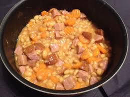 Flageolets A La Saucisse De Montbeliard Ou Faux Cassoulet Popote De Petit Bohnium Saucisse De Montbeliard Cassoulet Flageolet