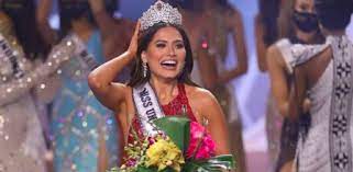 Zozibini tunzi la sudafricana que ganó miss universo 2019 miércoles 24022021. Nhnkdnfnbaocam