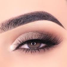 The placement of your shadows and liners can make or break your eye shadow look. 30 Terrific Makeup Ideas For Almond Eyes Almond Eye Makeup Smokey Eye Makeup Grey Smokey Eye