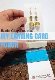 Icônes de foldover gratuites dans des styles variés pour vos projets web, mobiles et de design graphique. 30 Earring Cards Ideas Earring Cards Display Cards Jewellery Display
