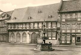 Das hotel travel charme gothisches haus in wernigerode bietet folgende dienstleistungen: Ak Ansichtskarte Wernigerode Harz Hotel Gothisches Haus Fachwerk Brunnen Wernigerode Harz Nr Kp13347 Oldthing Ansichtskarten Sachsen Anhalt