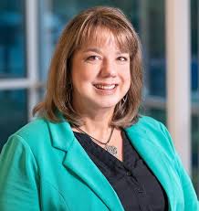 Leading Ladies: Paths to the Top