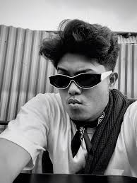 umar abdulaziz (@ummaraa_)