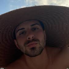 timothy corasaniti (@tmcorasaniti) • Instagram photos and videos