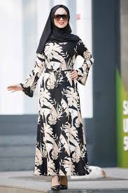 Neva Style Yaprak Desenli Siyah Tesettur Elbise 15258s Tesetturisland Com Moda Stilleri Elbise The Dress
