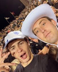 Yk what time it is…. Home @7 #yessbroo #hoco