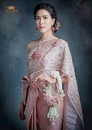 สวยทะล จ กรวาล เป ดภาพล าส ด เชอร ร เข มอ ปสร ในช ดไทยศ วาล ยแบบจ ดเต ม จากห องเส อช อด ง งดงามด จนางวรรณคด เดรส ช ด เดรสแฟช น