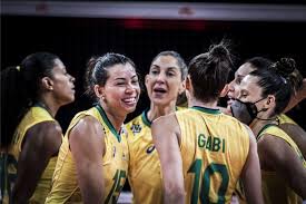 .feminina de vôlei não disputará uma partida oficial na cidade de são paulo neste ano de 2017, mas um depois de enfrentarem as polonesas no mineirinho, em belo horizonte (mg), no dia 27 de junho de rosamaria, drussyla e amanda, centrais carol, adenízia, bia e mara e líberos suelen e gabi. Volei Brasil