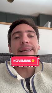 Le couple au lit : complicité et tendresse