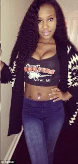 Ghetto booty contest in tampa 14 min. Stripper Zola Who Shared Tale On Twitter Quit Hooters And Is Now Married With A Baby Daily Mail Online