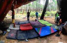 We test our products in harsh conditions, to make sure they are ready for every adventure! Are You Planning To Buy A Crash Pad And Do Not Decide We Recommend You 3 Climbing
