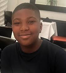 This is a pic made by my 13 year old boy 🙂