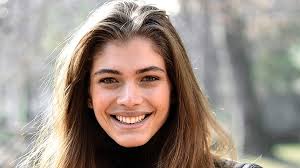 Maybe you would like to learn more about one of these? Victoria S Secret Habria Fichado A Su Primera Modelo Trans La Brasilena Valentina Sampaio Emol Com