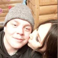 This blind skateboarder is still shredding. Incredible 🙌 (via  kid_m.c/Instagram)