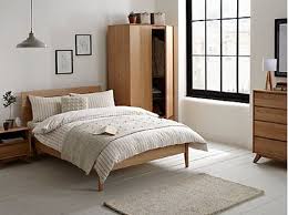 Sederhana, utama, unik, remaja, sempit, murah, anak, ukuran 2x3, 3x3, 3x4, romantis, tanpa jendela. 11 Inspirasi Desain Kamar Tidur Sederhana Pas Buat Kamu Simpel Banget Rumah123 Com