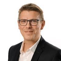 Robert Crofts's Instagram, Twitter & Facebook