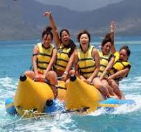 Customized Water Towing Surfing Equipment Inflatable Towing Tube Tugboat  3-12 People Inflatable Banana Boat Raft