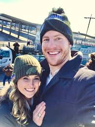 Hadley jayne wentz is a true blessing from the lord and we are so pumped to be her parents i love these two with everything i have! Carson Wentz On Twitter My Valentine For Life I M The Luckiest Man Alive