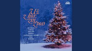 Ať padá sníh o vánocích a nálada super je, rodinka, idylka, se sejde. Vanocni Smes Bile Vanoce Purpura Pada Snih Rolnicky Youtube