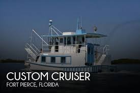 Pop yachts is the largest boat and yacht brokerage service in the world. Used Houseboats For Sale In Florida Page 1 Of 1 Boat Buys