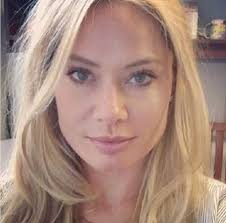 Anne Graf's Instagram, Twitter & Facebook