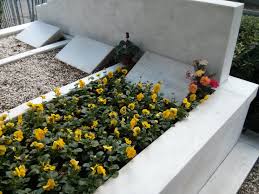 Usta oyuncu kemal sunal'ın birbirinden eğlenceli filmleri sizlerle bu kanalda olacak. Datei Kemal Sunal Mezar Jpg Wikipedia