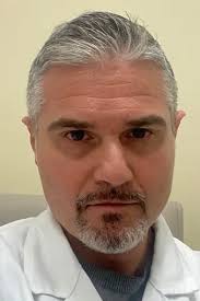 Paziente morì dopo 10 interventi Primario condannato a sei mesi