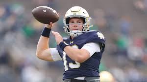 Social media reacts to Riley Leonard two first-half touchdown passes