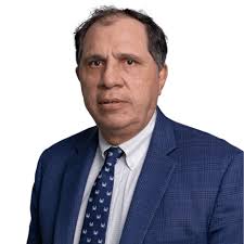 Robert Sousa's Instagram, Twitter & Facebook