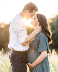 Gambar kartun romantis hitam putih. Gambar Ibu Hamil Dan Suami Kartun