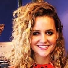 Elizabeth Setters's Instagram, Twitter & Facebook