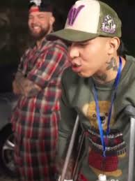 Cris Valencia cobra más que Kris R en Westcol