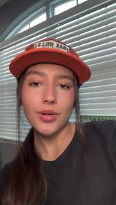 Miley Davis (@realmiley_vis9)