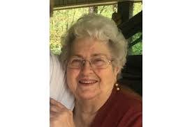 Barbara Tullos's Instagram, Twitter & Facebook