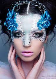 Pin De Sherilyn Lightner En Burlesque Makeup Ideas Maquillaje De Fantasia Maquillaje Artistico Peluqueria Y Belleza