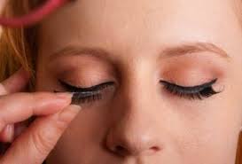 What are the best false eyelashes? 9 Simple Steps To Apply False Eyelashes Discover Good Beauty