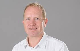 Meinungen und Analysen