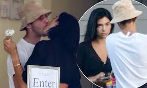 She is a wife of dukagjin and a mom of their three children. Dua Lipa And Boyfriend Anwar Hadid Share A Very Steamy Kiss During Trip To Ice Cream Shop In Malibu Daily Mail Online