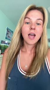 Elda Allen's Instagram, Twitter & Facebook