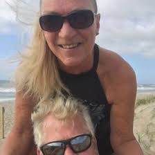 Kimberly Dingman's Instagram, Twitter & Facebook