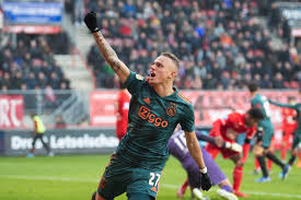 Vous pouvez intérargir sur ce match de football en déposant vos propres commentaires. Tiga Gol Noa Lang Bawa Ajax Taklukan Twente 5 2 Antara News