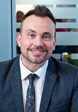 Jeffrey Mcnally's Instagram, Twitter & Facebook