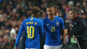 He joined américa mineiro 's youth setup in december 2014, from real noroeste. Neymar Surprises Richarlison With Everton Award