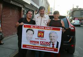 El diputado gerardo fernández noroña (pt) habla en la agenda política sobre la problemática y atención de pacientes con cáncer. Facebook