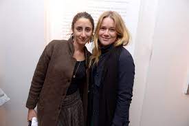 Вк ок fb tw мр. Say Who Xenia Brandolini