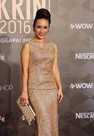 But there are some male actors that's is very good like bront palarae and shaheizy sam. All About Celebrity Jasmine Suraya Chin Watch List Of Movies Online Paskal The Movie Sub Eng Fusion Movies