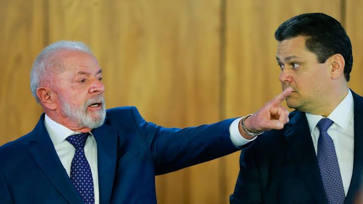 Lula depende de Alcolumbre, mas escândalo do Master amplia desconfiança  entre Planalto e Congresso - Estadão