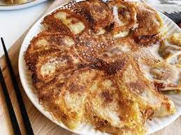 泡菜牛肉冰花煎餃by cooking瑪瑪 recipe recipes food breakfast